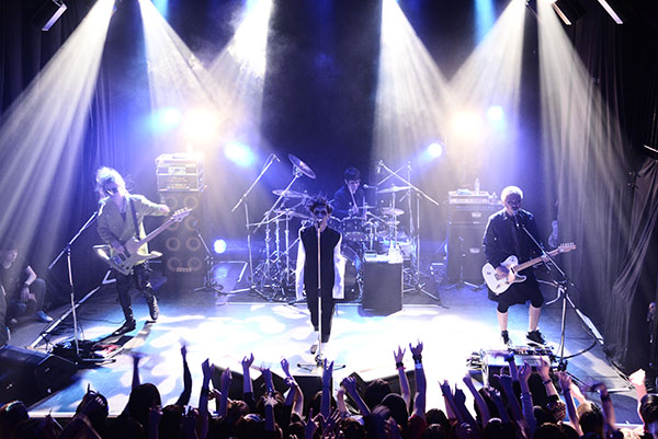 LIVE REPORT――cali≠gari ＠ 初台The DOORS（5回目） - TOWER RECORDS 