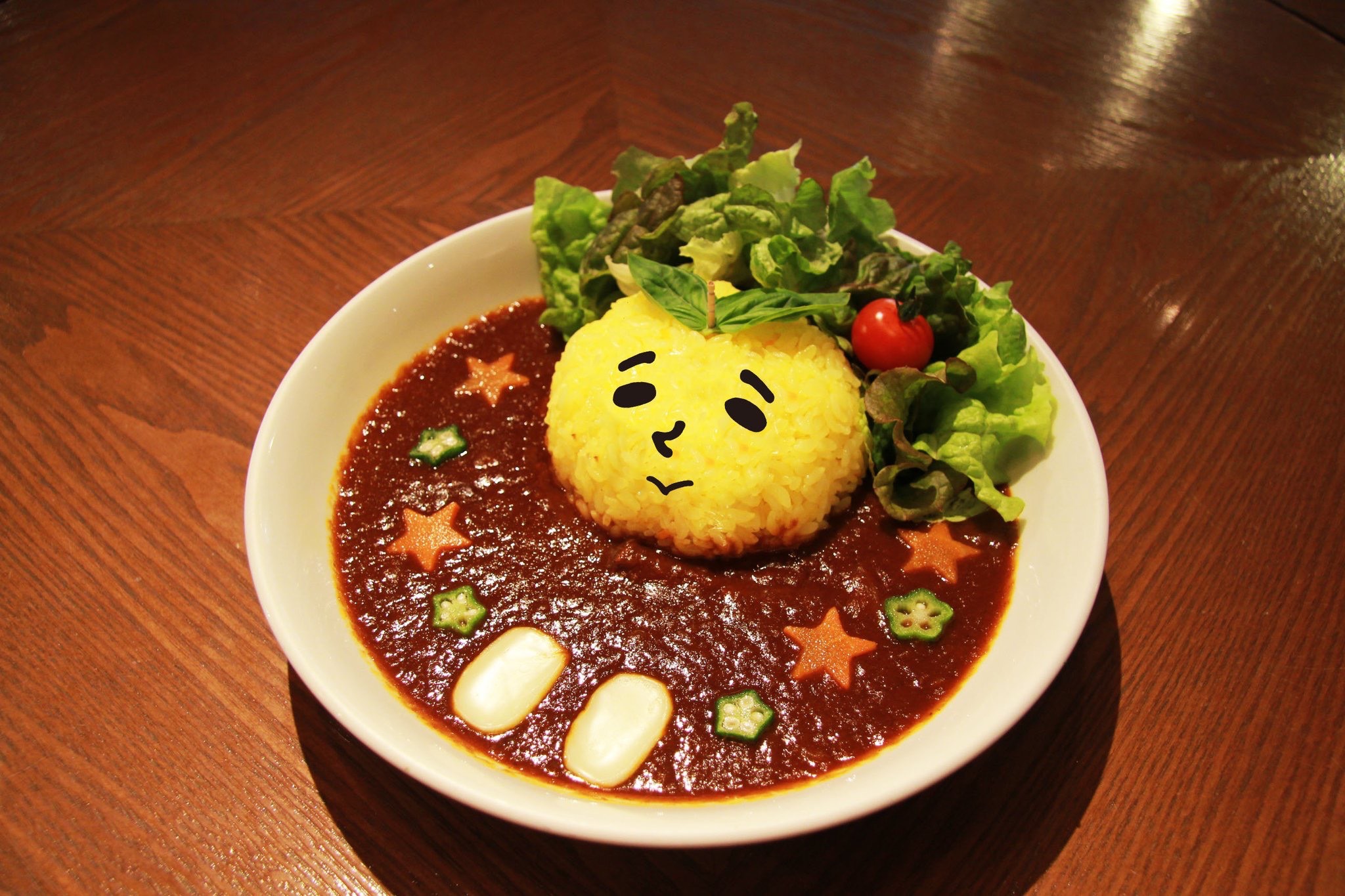 見上げてごらん夜の星をカレー