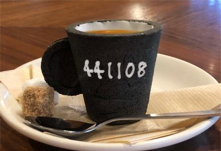 第2弾メニュー公開!!】ソロデビュー15周年の吉井和哉と TOWER RECORDS