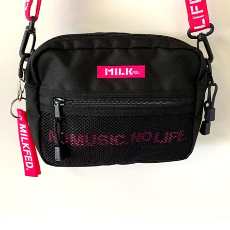 ショルダー・バッグ