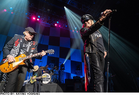 CHEAP TRICK（チープ・トリック）、圧巻の祝40周年記念公演ライヴ・レポートが到着 - TOWER RECORDS ONLINE