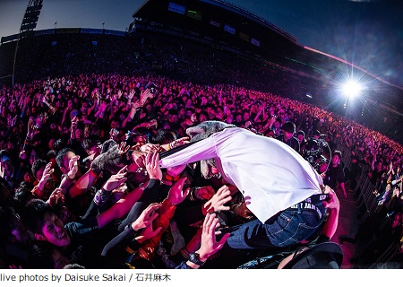 MAN WITH A MISSION、超満員45,000人の阪神甲子園球場でツアー