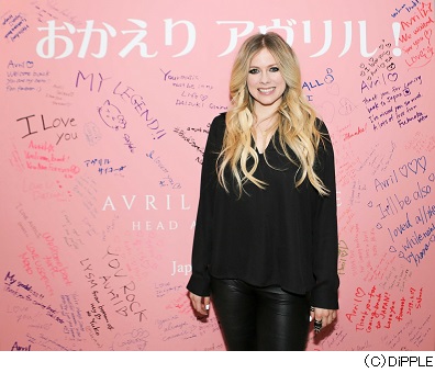 Avril Lavigne アヴリル ラヴィーン 4月2日放送の日本テレビ系 スッキリ で生パフォーマンス披露決定 Tower Records Online