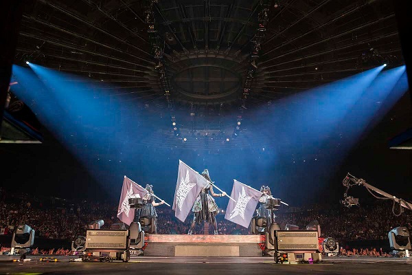 BABYMETAL、3rdアルバム『METAL GALAXY』リリース日にアメリカ初のアリーナ公演開催 - TOWER RECORDS ONLINE