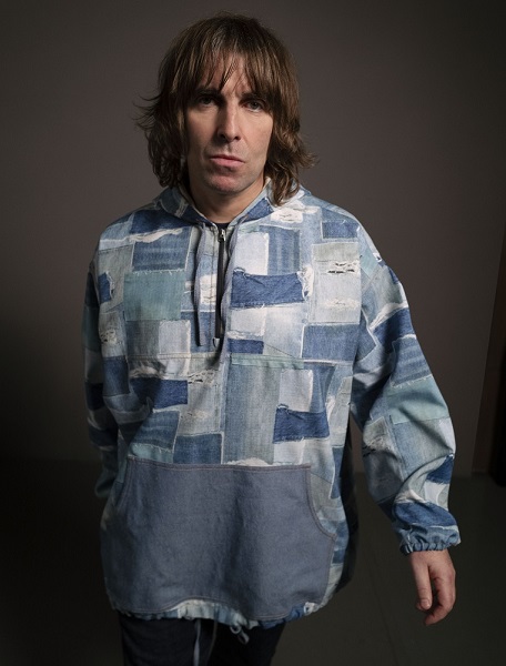 Liam Gallagher、ニュー・アルバム『C'mon You Know』よりDave Grohl（FOO FIGHTERS）とコラボした“Everything's Electric”先行配信リリース - TOWER RECORDS ONLINE