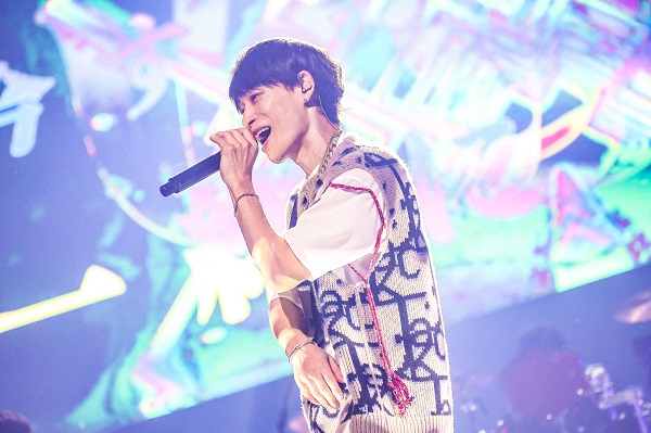 Takuya∞着用 DESCENDANTベースボールシャツ