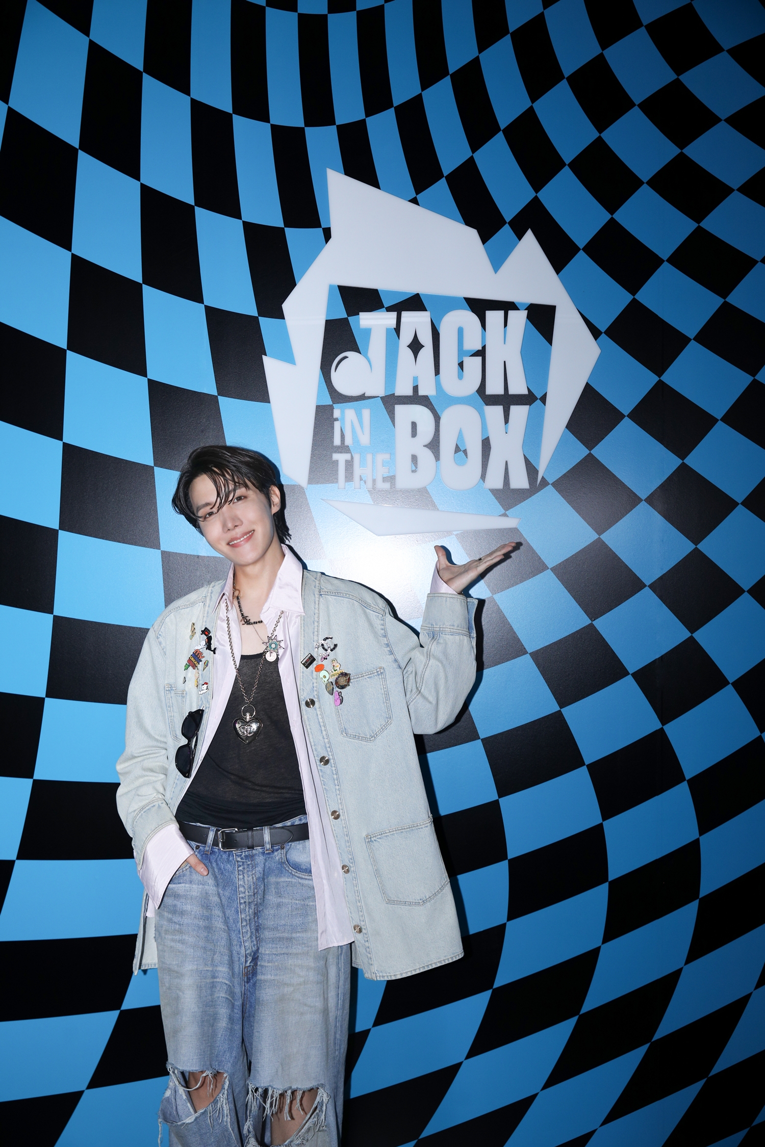 J-HOPE（BTS）のソロ・アルバム『Jack In The Box』、米／英主要