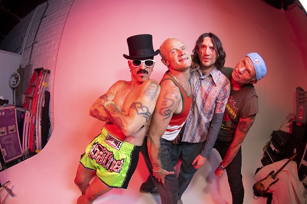RED HOT CHILI PEPPERS（レッド・ホット・チリ・ペッパーズ）、アポロ 