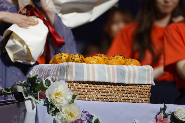 樋口日奈 卒業セレモニー