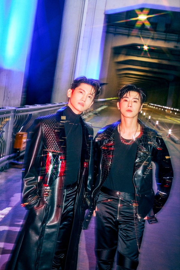 東方神起 × WOWOW スペシャル特集」3ヶ月連続放送＆配信決定 - TOWER