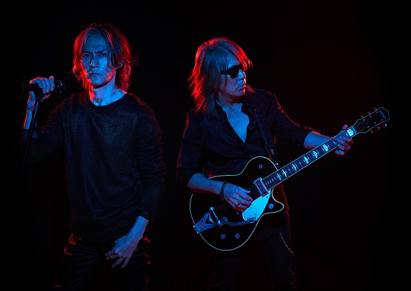 B'z、ニュー・シングル『STARS』7月12日リリース決定 - TOWER RECORDS 