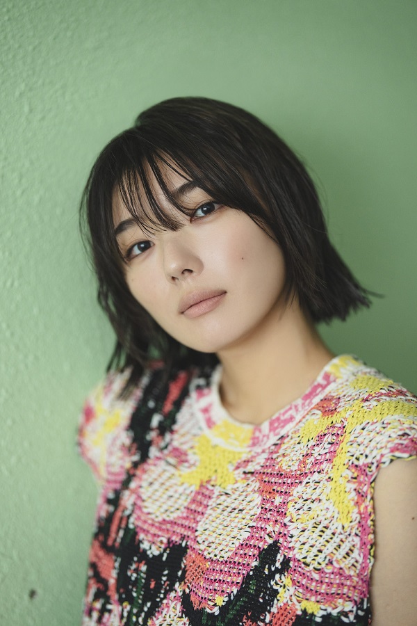 藤吉夏鈴（櫻坂46）、「blt graph.vol.104」表紙＆巻頭飾る - TOWER RECORDS ONLINE