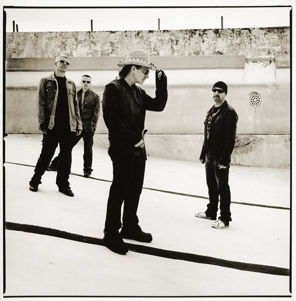 U2（ユー・ツー）、アルバム『How To Dismantle An Atomic Bomb』20周年記念盤より“Vertigo”ライヴ映像公開 -  TOWER RECORDS ONLINE