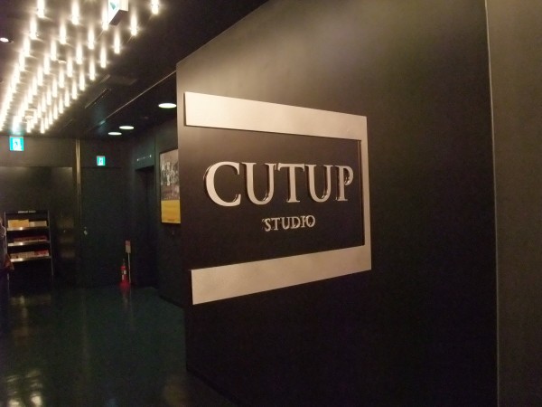 【最速レポ】明日リニューアル・オープンのタワー渋谷店を探検! B1F〈CUTUP STUDIO〉編 - TOWER RECORDS ONLINE