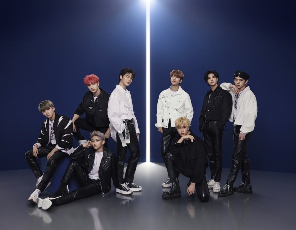 Stray Kids JAPAN 1st Single 『TOP -Japanese ver.-』の発売を記念し