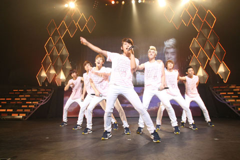 U-KISS 1st JAPAN LIVE TOUR 2012