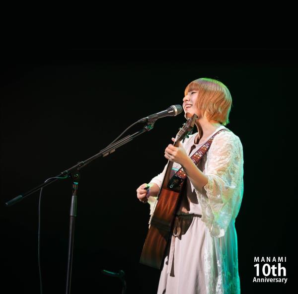 MANAMI LIVE DVD+CD 「10th Anniversary 弾き語りホールワンマンライブ