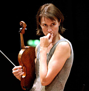 ヴァイオリンの女王、ムローヴァの最新録音～大バッハ作品集第3弾 - TOWER RECORDS ONLINE