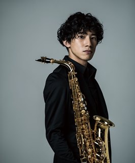 サクソフォン奏者、上野耕平の新録音はJ.S.バッハの無伴奏作品集！『BREATH -J.S.Bach×Kohei Ueno-』（UHQCD） -  TOWER RECORDS ONLINE