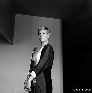 イザベル・ファウスト