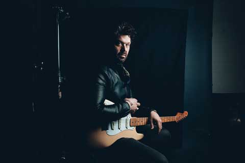 ドイル・ブラムホールII（Doyle Bramhall II）5枚目のアルバム『Shades』 - TOWER RECORDS ONLINE