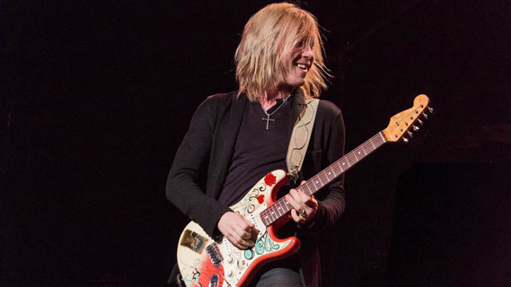 Kenny Wayne Shepherd（ケニー・ウェイン・シェパード）2年振り9枚目のアルバム『The Traveler』 - TOWER  RECORDS ONLINE