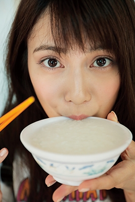 入山杏奈ファースト写真集 美しい罪