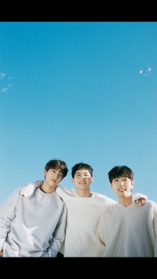 B1A4写真集（DVD付）『B1A4 SPECIAL EDITION:[LET’S FLY]