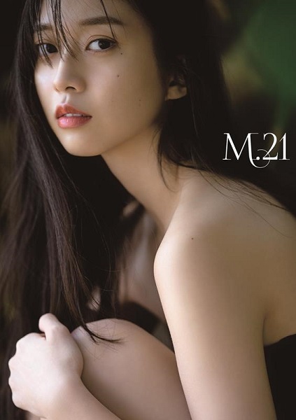 モーニング娘。'22 牧野真莉愛 写真集『M.21』2月2日発売 - TOWER ...