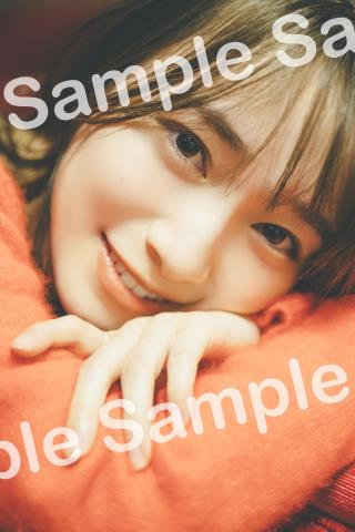 守屋麗奈(櫻坂46)｜1st写真集『笑顔のグー、チョキ、パー』8月23日発売｜【タワレコ特典】先着：ポストカード - TOWER RECORDS  ONLINE