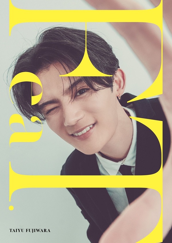 藤原大祐 パーソナルブック 『 FeaT. 』発売中