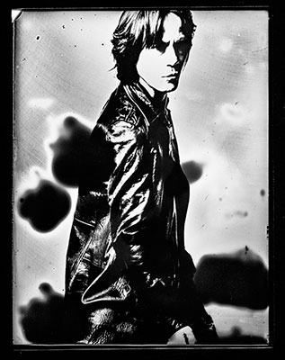 完全限定生産】豪華保存版〈氷室京介〉写真集『MEMENT KYOSUKE HIMURO 