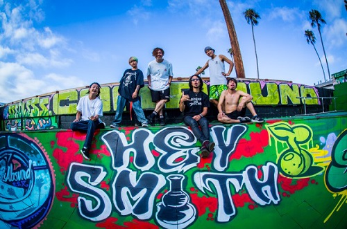 HEY-SMITH、過去最大規模のツアー「Life In The Sun TOUR」を収録した