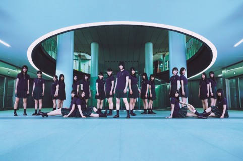 欅坂46、ファースト・アルバム『真っ白なものは汚したくなる』7月19日発売！ - TOWER RECORDS ONLINE