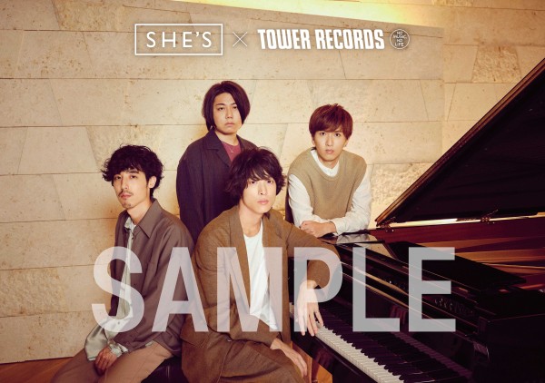 ＜SHE'S×TOWER RECORDS＞コラボポスター
