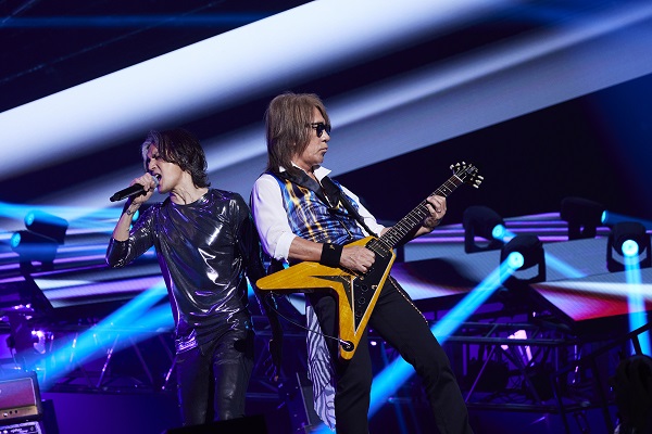 B'z｜ライブBlu-ray&DVD『B'z LIVE-GYM 2022 -Highway X-』6月14日発売｜購入先着特典「クリアファイル ...