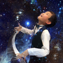 TV出演で話題沸騰！9才の天才ジャズ・ピアニスト、奥田弦