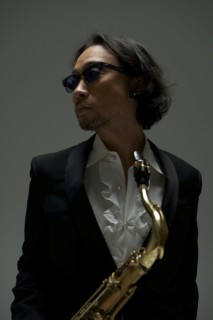 菊地成孔とペペ・トルメント・アスカラール