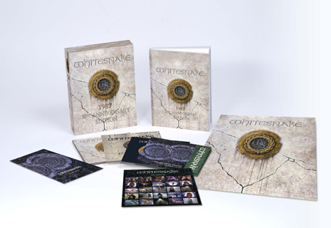 ホワイトスネイク　白蛇の紋章　30周年スーパーデラックス盤【4CD+1DVD】