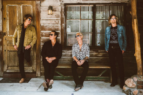 ストーン・テンプル・パイロッツ（Stone Temple Pilots）、通算7作目のアルバム『ストーン・テンプル・パイロッツ (2018)』 -  TOWER RECORDS ONLINE