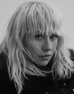 クリスティーナ・アギレラ(Christina Aguilera)待望の新作『リベレーション』 - TOWER RECORDS ONLINE