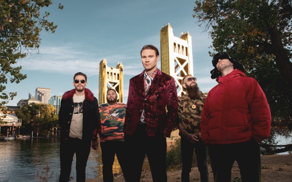 Dance Gavin Dance（ダンス・ギャヴィン・ダンス）