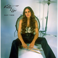 Kitty Liv（キティ・リヴ）｜『イージー・タイガー』ロンドンのファミリー・バンド、キティ・デイジー＆ルイスの次女キティがソロ・デビュー！