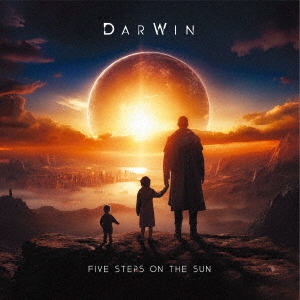 DarWin（ダーウィン）｜『Five Steps On The Sun』サイモン・フィリップスを共同プロデューサー/ドラムに迎えたプログレッシヴ・メタル・プロジェクトの最新アルバム  - TOWER RECORDS ONLINE