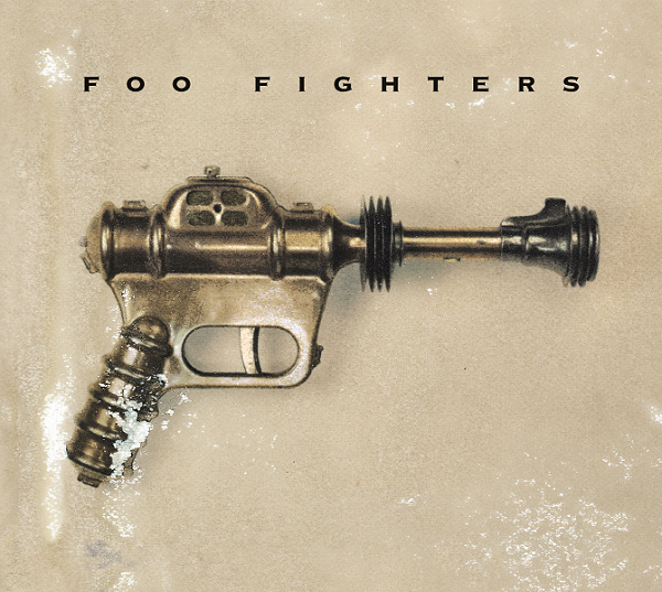 Foo Fighters(フー・ファイターズ)祝・来日 名盤1stアルバムにボーナス・トラックを追加収録した30周年記念盤が日本のみCDフォーマットで発売