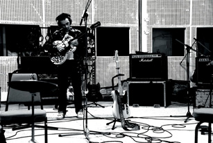 25_0107_01.jpg?bc=White&as=1&h