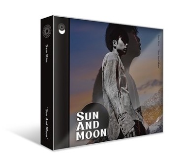 サム・キムのファースト・フル・アルバム　SUN AND MOON