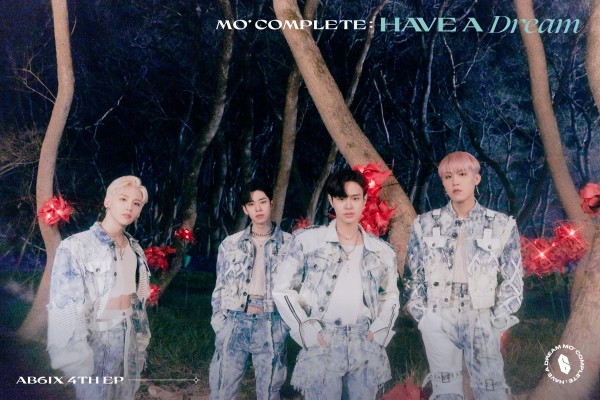 AB6IX｜4枚目のEPアルバム『MO' COMPLETE : HAVE A DREAM』｜ - TOWER