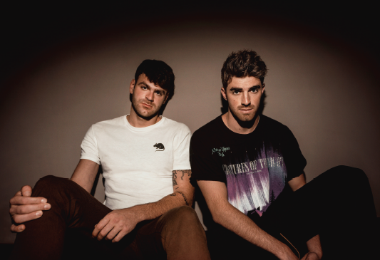 THE CHAINSMOKERS